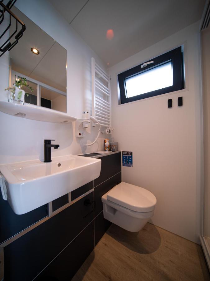 Houseboats Mookerplas Met Dakterras Middelaar Exterior foto